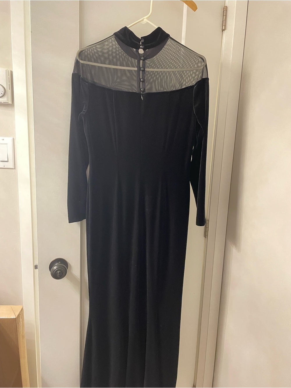 Vintage 90’s Elegant Black Velvet Long-Sleeve Evening Dress with Sheer Yoke - Picture 7 of 9